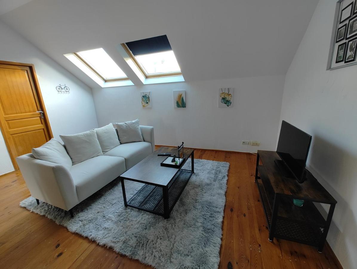 Cosy Appartement 2 Chambres Pont-de-lʼArche Εξωτερικό φωτογραφία